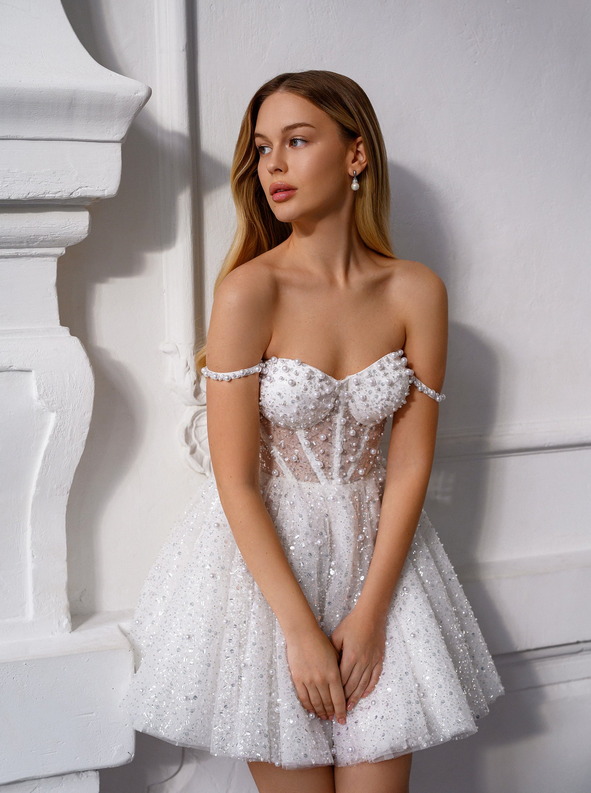 NOLA GREY - MINI DRESS -ANETTA WHITE
