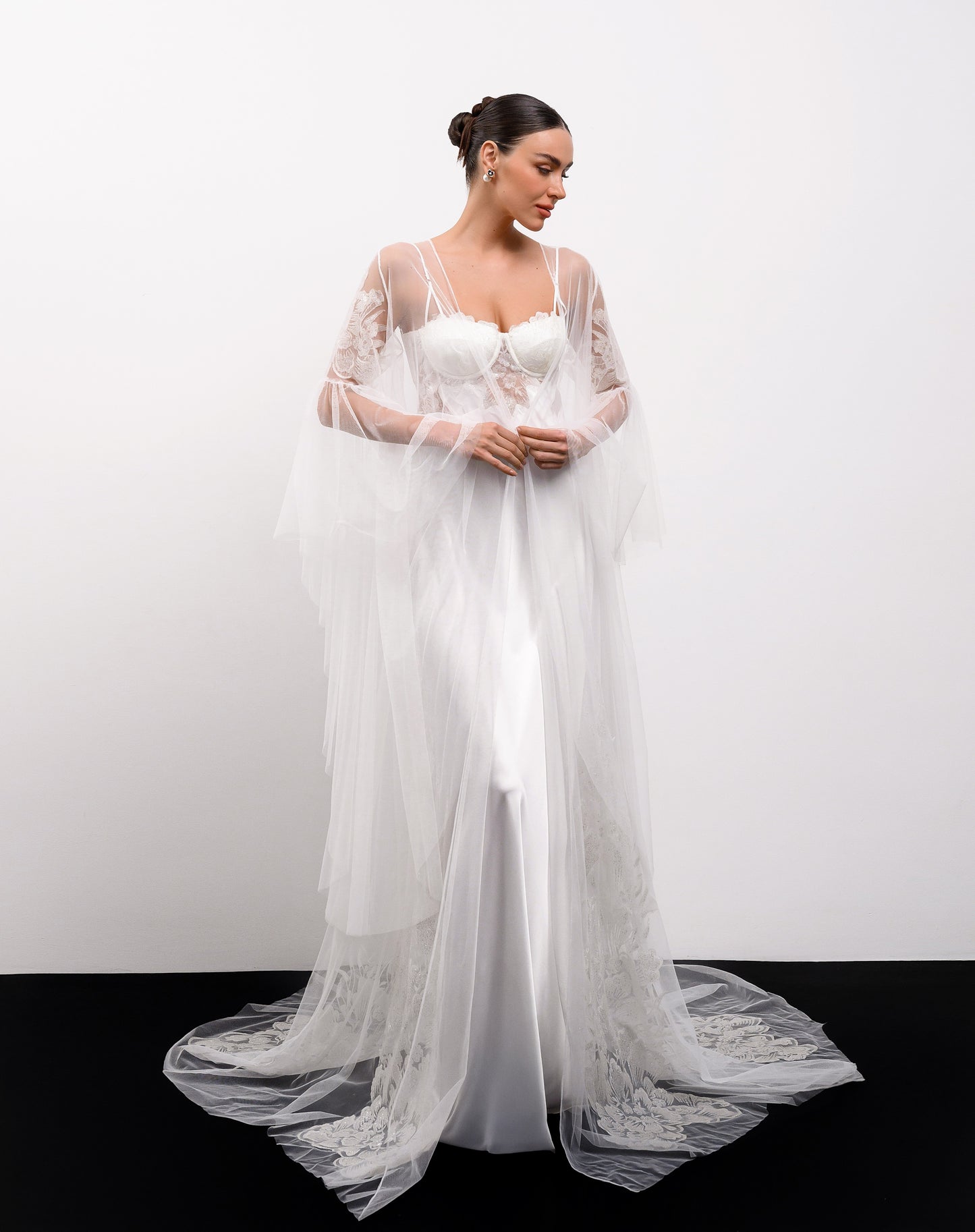 BRIDAL ROBE - AURORA