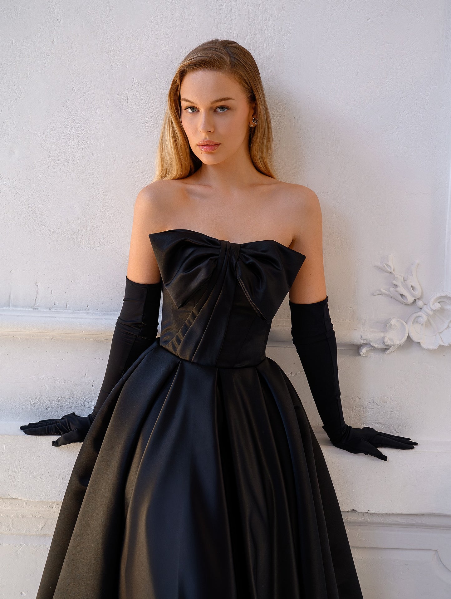NOLA GREY - MIDI DRESS - CAROLINE BLACK