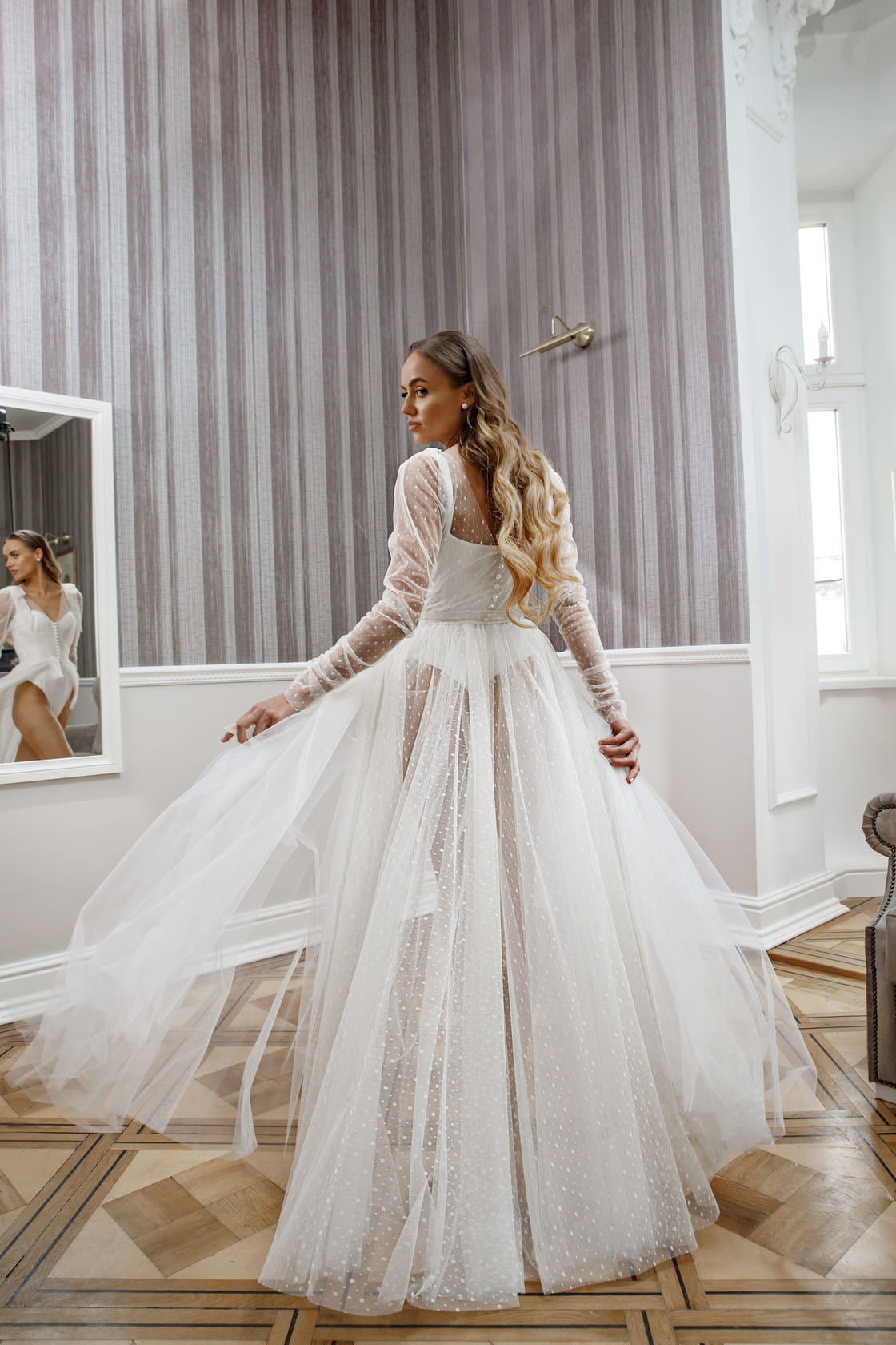 NOLA GREY-BRIAL ROBE-EVA
