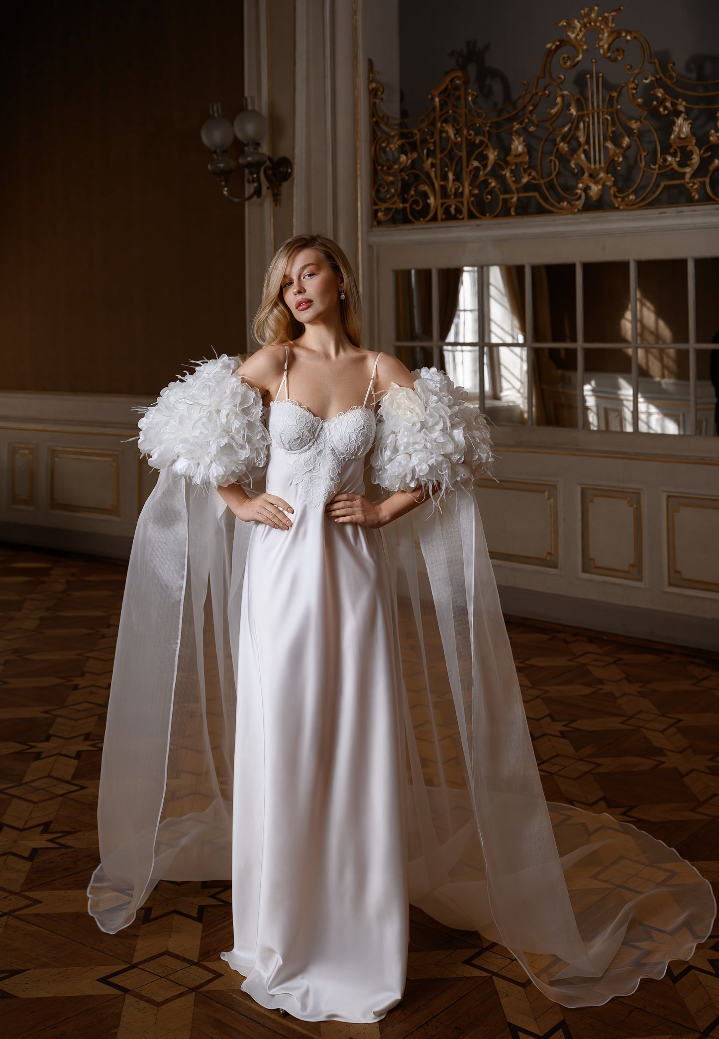 BRIDAL ROBE - VALERIE