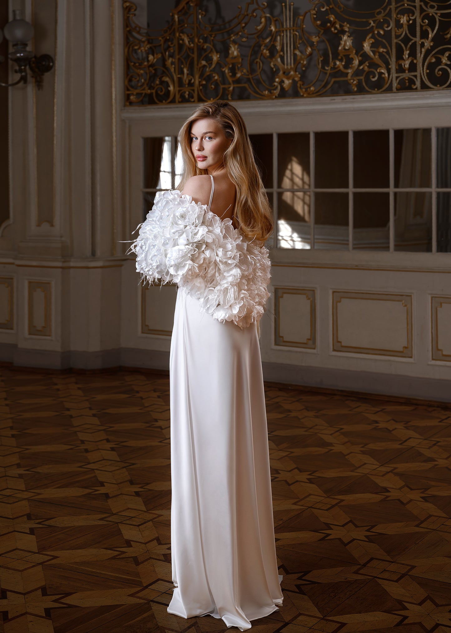 BRIDAL ROBE - VALERIE