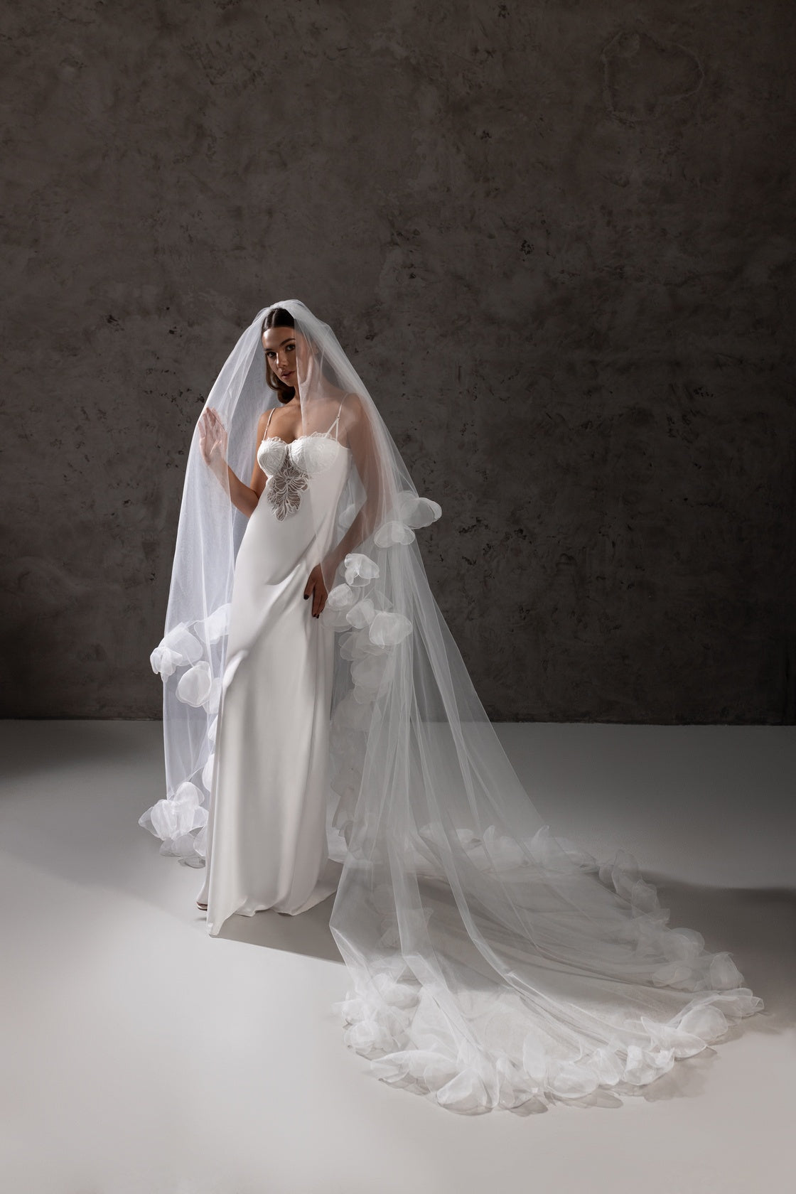 VEIL - ALICE WITH BLUSHER