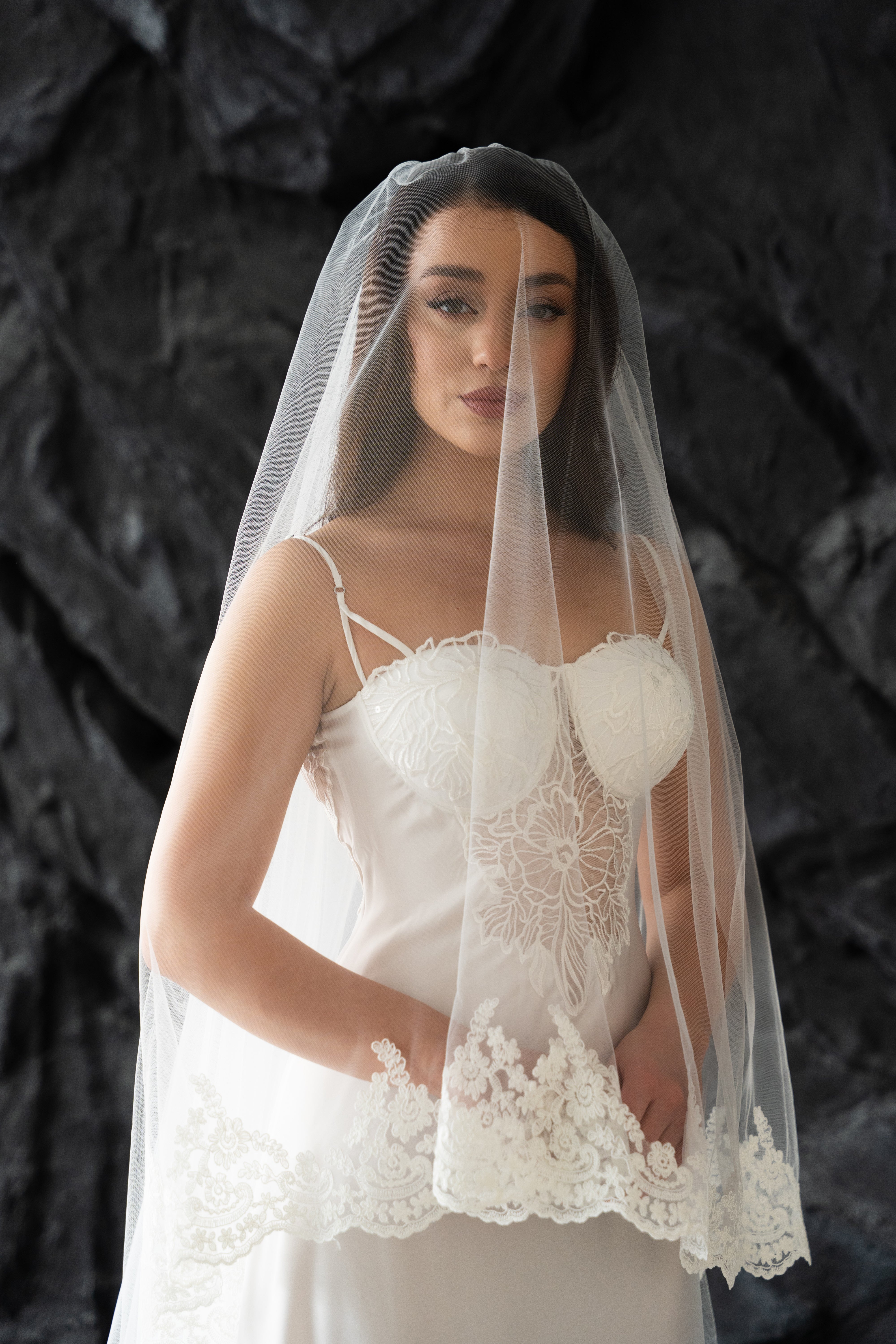VEIL SAMPLE - NOLA GREY