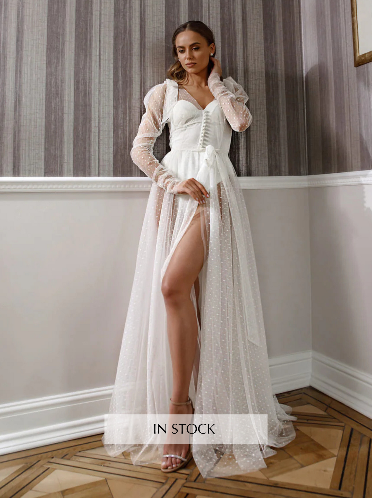 BRIDAL ROBE - EVA